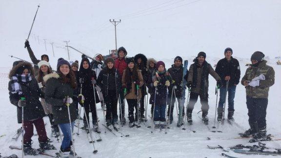 Öğrencilerimiz Kayak Sporu İle Tanıştı