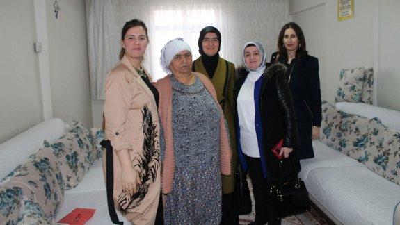 8 Mart Dünya Kadınlar Gününde Şehit Aileleri Ziyaret Edildi